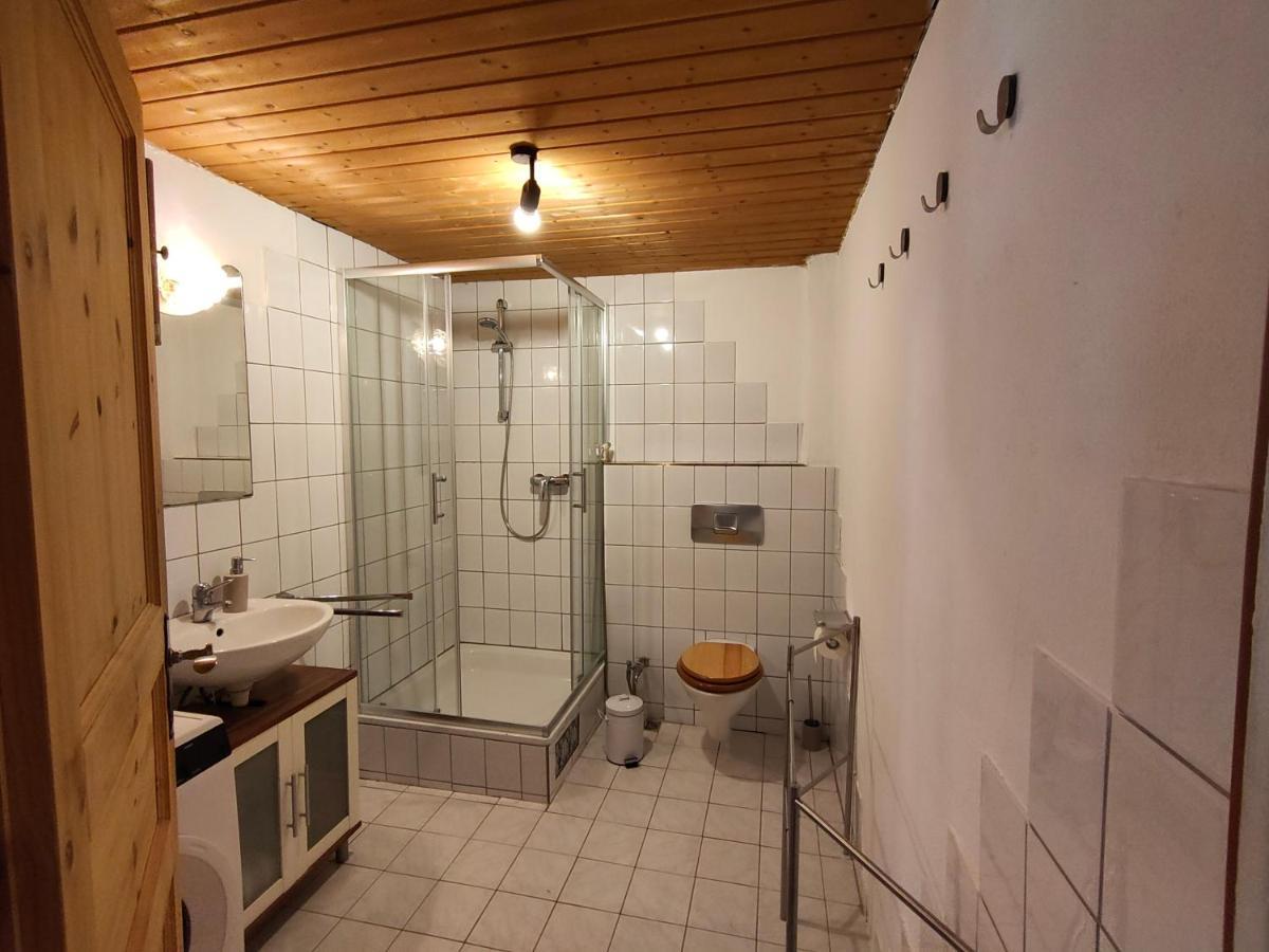 Gemuetliche Ferienwohnung Mit Kamin Und Garten Гармиш-Партенкирхен Экстерьер фото